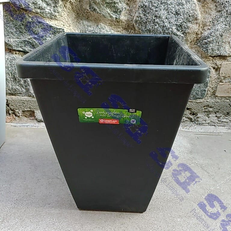 11672