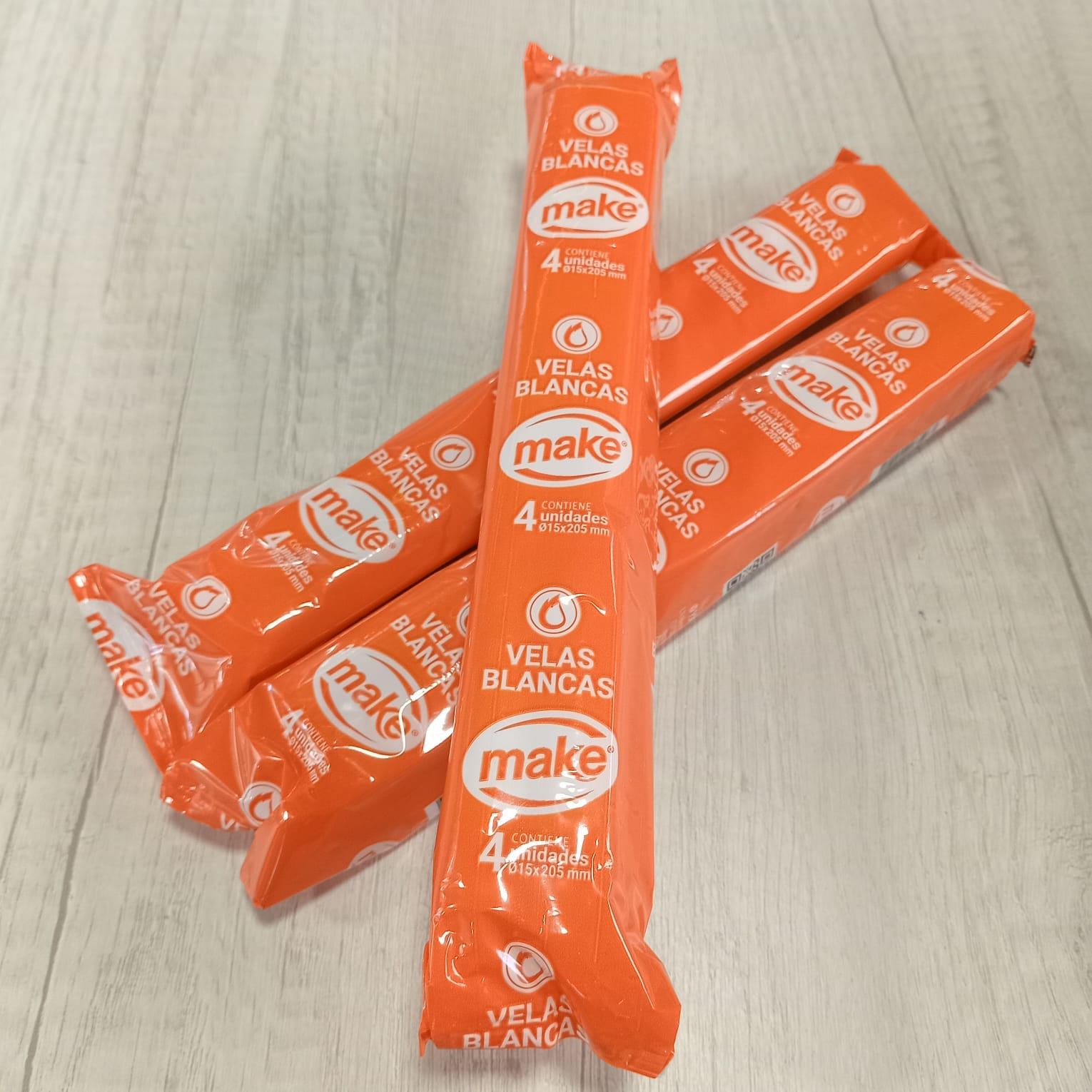 10647